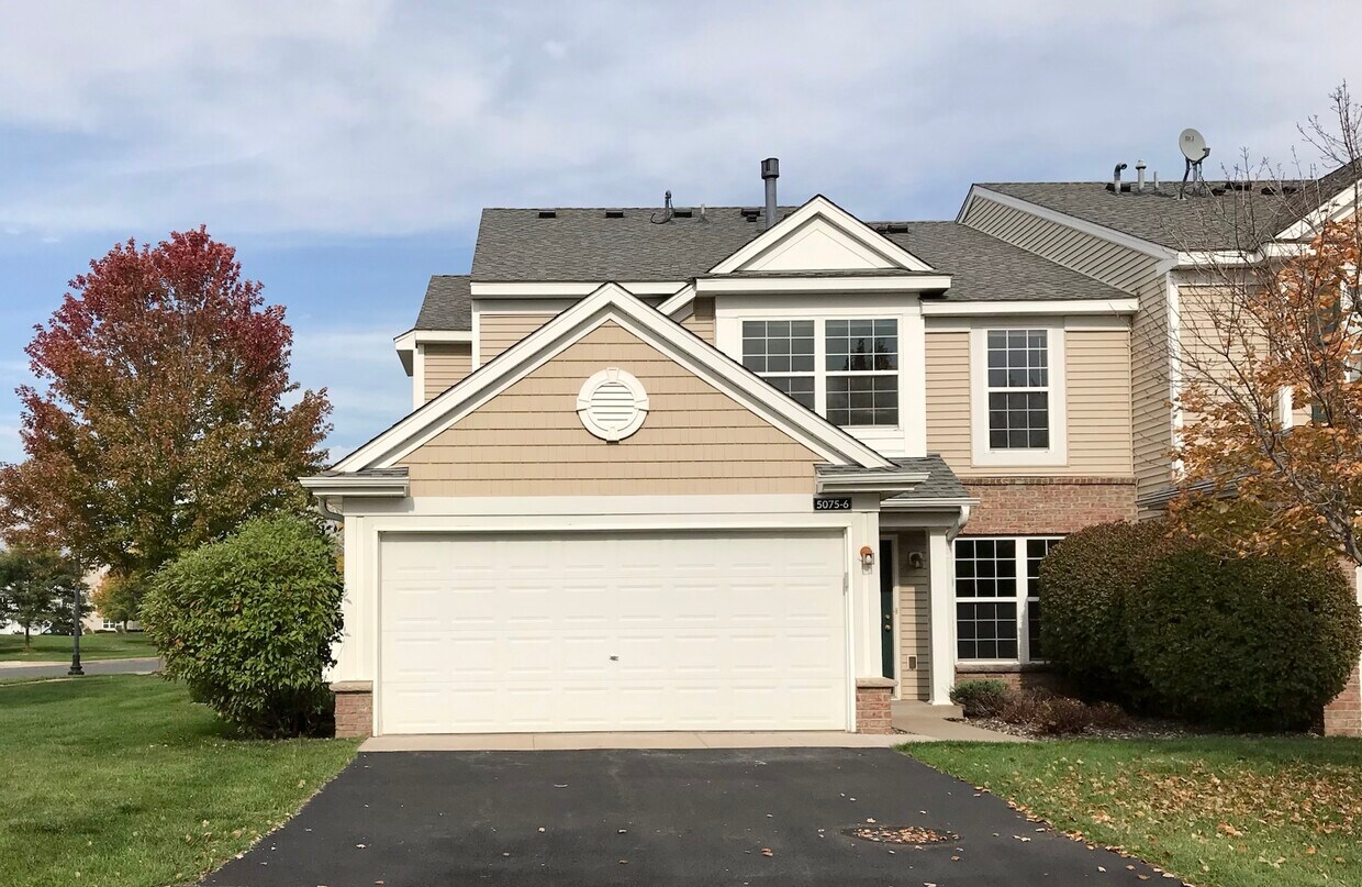 5075 149th St N, Hugo, MN 55038 Townhouse for Rent in Hugo, MN
