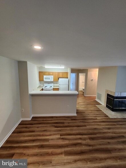 Foto del edificio - 10 Greystone Ct