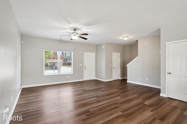 Building Photo - 3 br, 2.5 bath House - 5802 Westchase Street