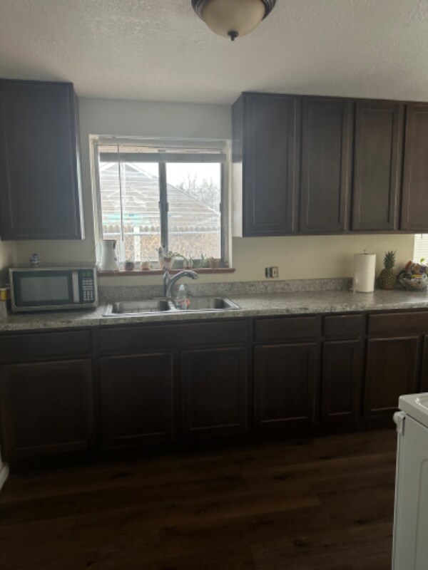 Foto del edificio - 4341 Wyandot St