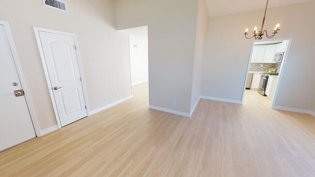 Building Photo - 89 Los Vientos Dr
