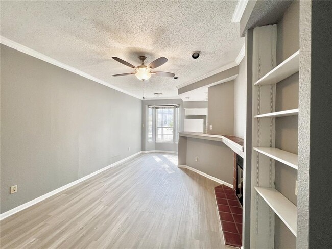 Foto del edificio - 3111 Tom Green St