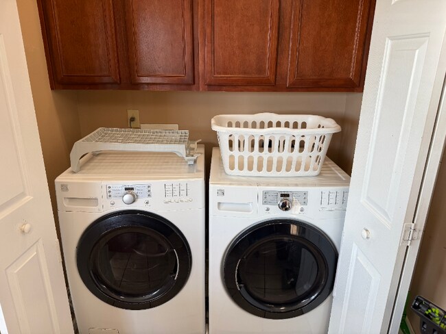 Foto del edificio - 312 Long Pointe Ln