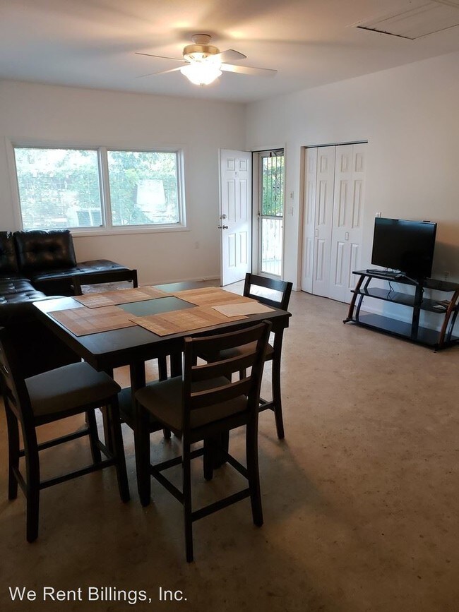 Foto del edificio - 4 br, 3.5 bath House - 2112 Rimrock Rd