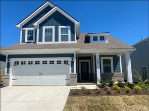 Building Photo - 2908 E Valley Dr