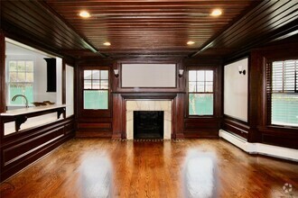 Building Photo - 158 Woodbine Ave