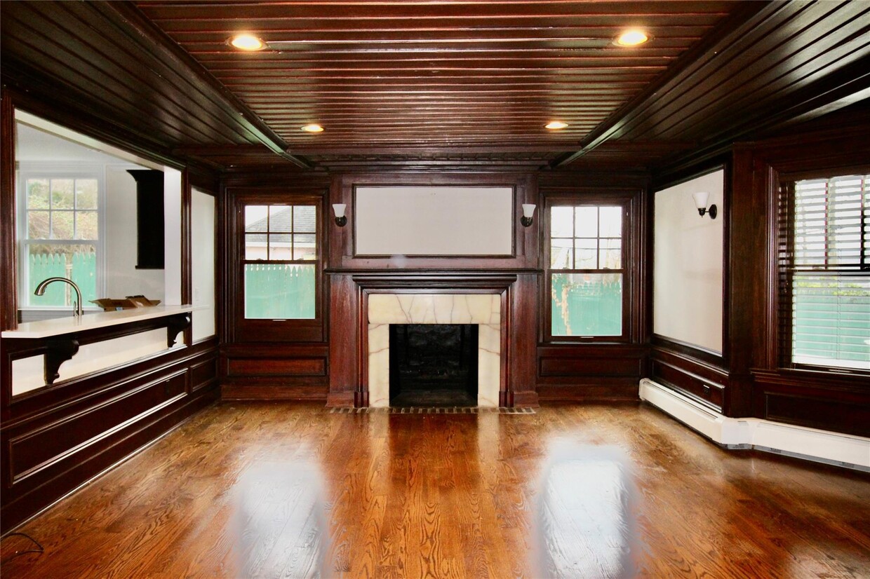 Foto principal - 158 Woodbine Ave