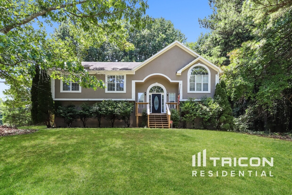 649 Settlers Ridge Lane Hiram GA House Rental in Hiram, GA