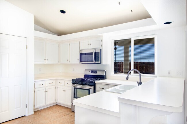Foto del edificio - 72548 Sunnyslope Dr