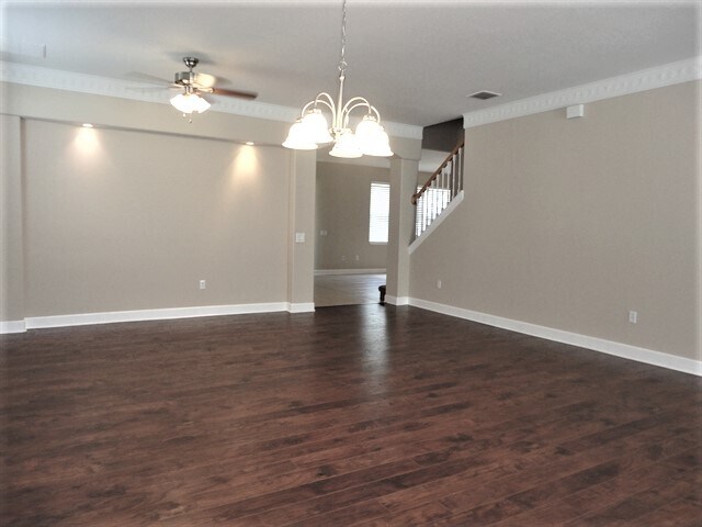 Building Photo - 16241 Nottingham Park Way