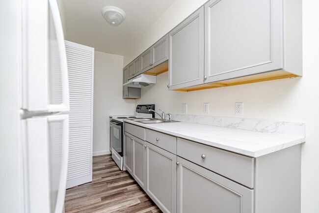 Foto del edificio - 209 N Woodland Dr