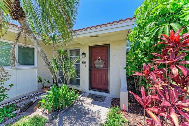Foto del edificio - 2121 Pueblo Cir