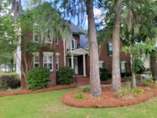 Building Photo - For Rent! 663 Hamlet Cir