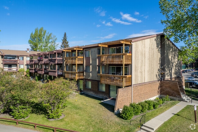 Building Photo - Hays Farm