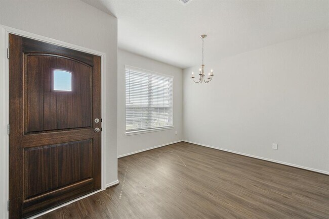 Building Photo - 3330 Paddock Landing St