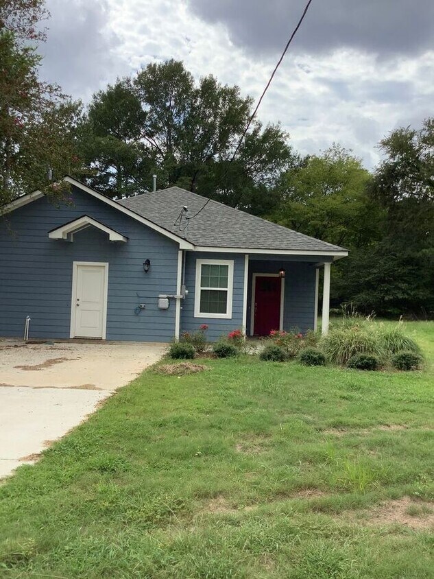 Primary Photo - ***BROOKWOOD,SOUTHERN HILLS, HYDE PARK****