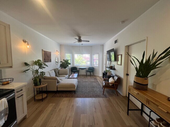 Foto del edificio - 2650 Broadway