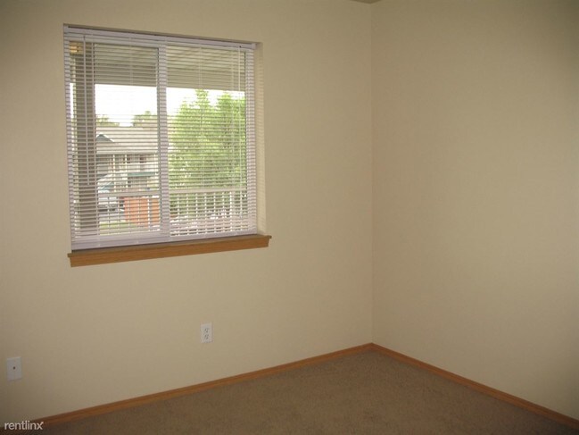 Building Photo - 1530 Cooley St