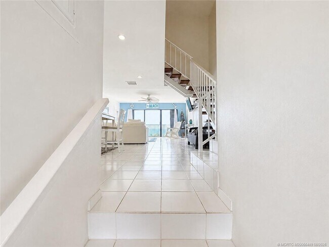 Foto del edificio - 11000 S Ocean Dr