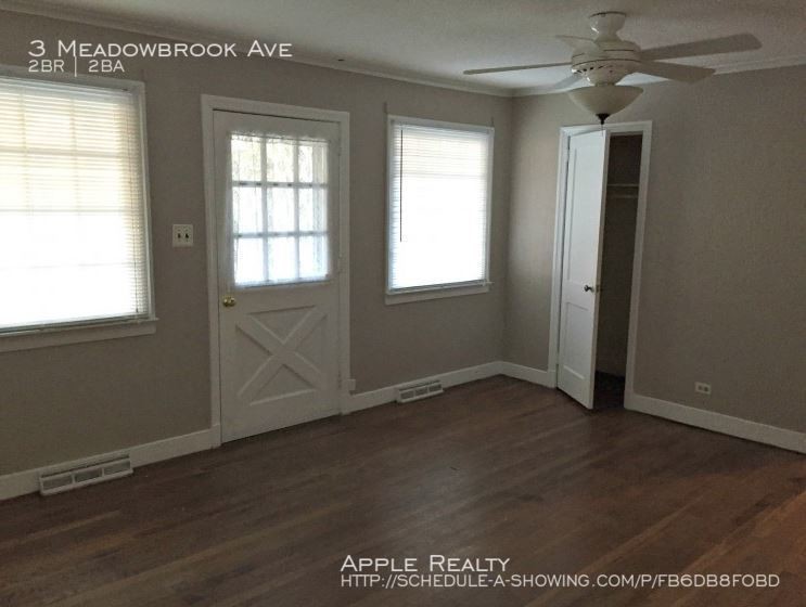 Primary Photo - 3 Meadowbrook Dr