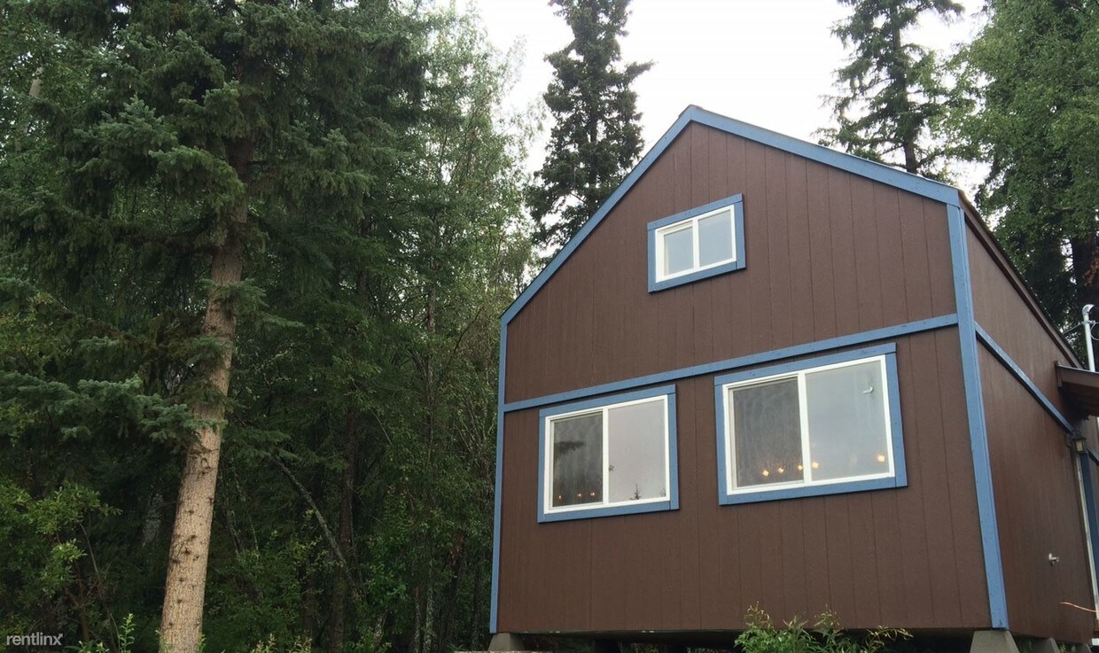 2715 Triplehorn Ln, Fairbanks, AK 99709 House for Rent in Fairbanks