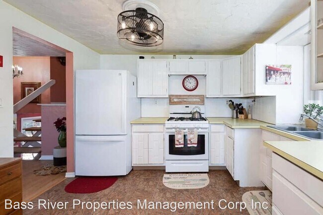 Building Photo - 3 br, 2 bath House - 270 Algonquin Avenue
