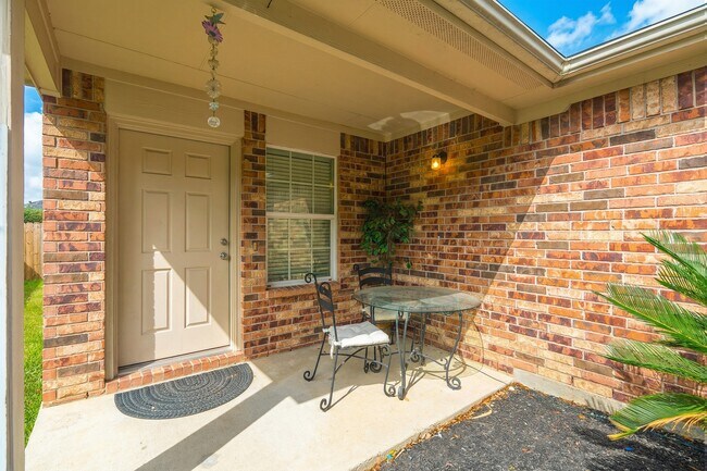 Foto del edificio - 21611 Falvel Misty Dr