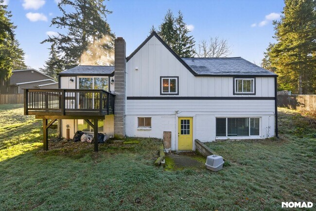 Building Photo - Newly remodeled, Perfect find! 4 Bedroom 2.5 Bathroom