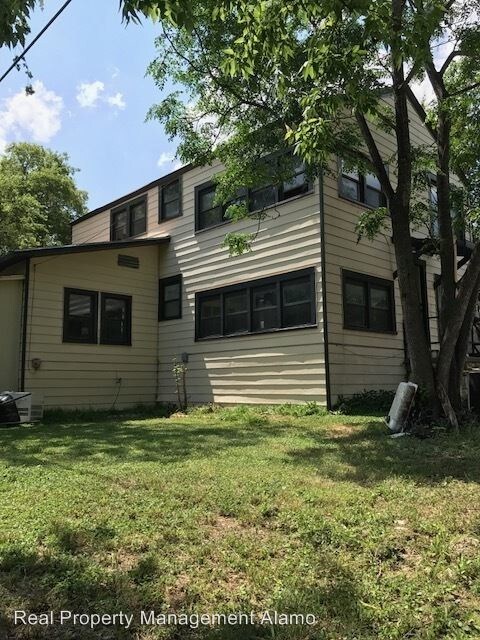 Primary Photo - 934 Aransas Ave