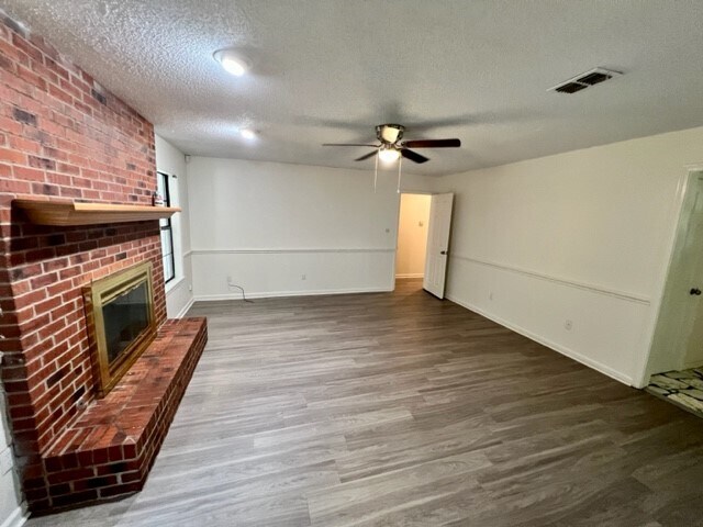 Foto del edificio - 322 W Franklin St