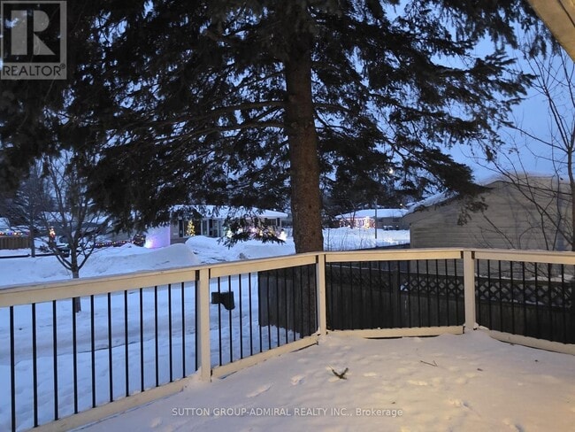 Building Photo - 31 Jeffrey St