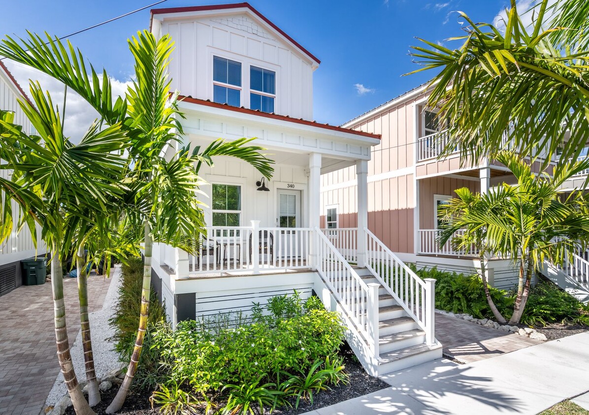 Foto principal - Charming Caribbean Cottage - Downtown Brad...