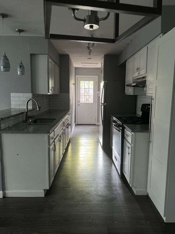 Building Photo - 2301 Tern Cir