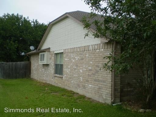 Building Photo - 3 br, 2 bath House - 1045 Midwell Court