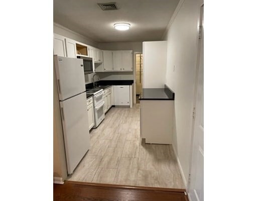 Building Photo - 1508 Gorham St