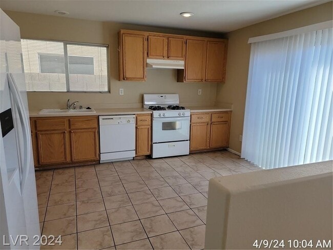 Foto del edificio - CUTE SUNRISE MANOR 3 BED 1.5 BATH HOME!