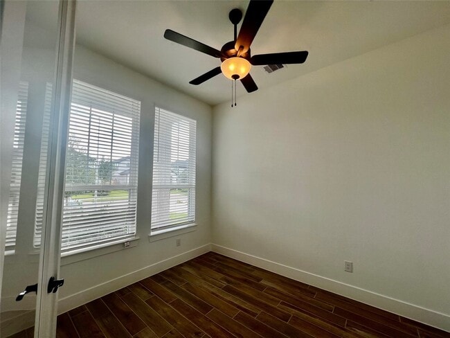 Building Photo - 1207 Watermont Dr