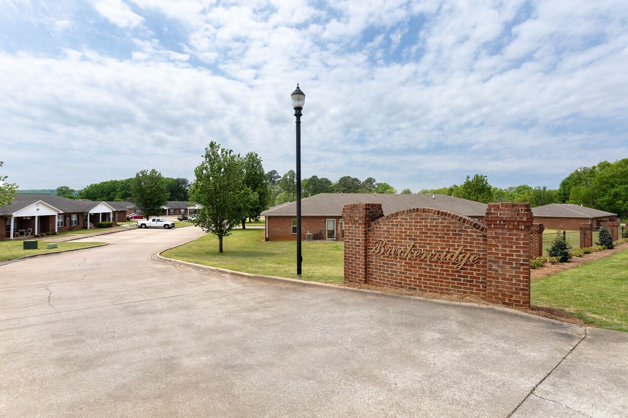 Entrance - New sign COMING SOON! - The Oakley at Spring Creek