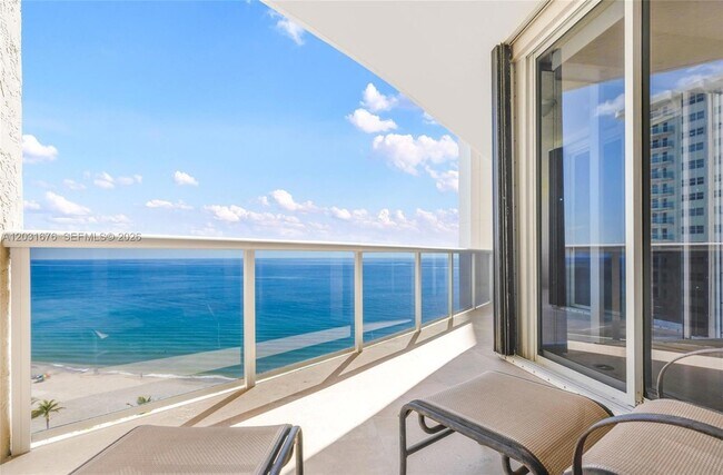Foto del edificio - 3200 N Ocean Blvd