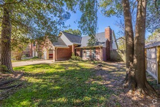 Building Photo - 9402 Calwood Cir