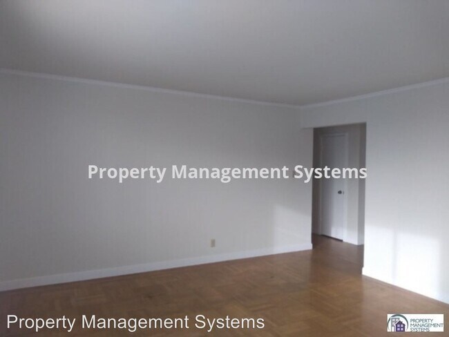 Foto del edificio - 600 33rd Ave