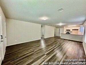 Building Photo - 9007 Oak Meadows Run