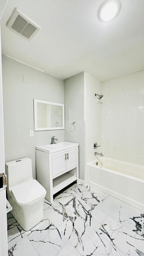 Foto principal - 175 Godwin Ave