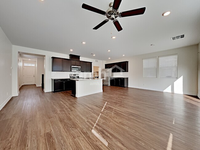 Building Photo - 6137 Wild Lilac Court