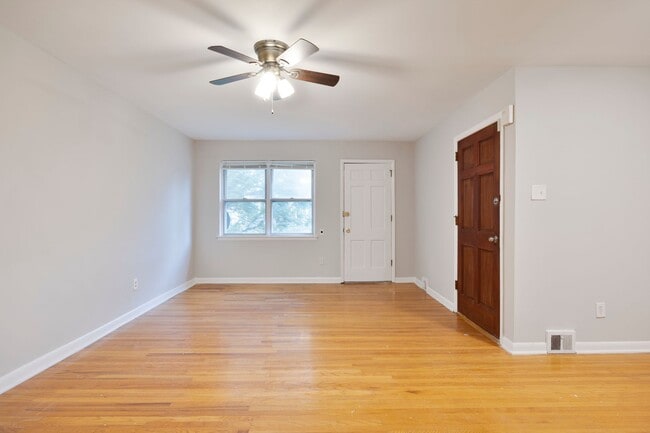Building Photo - 3929 Lankenau Ave