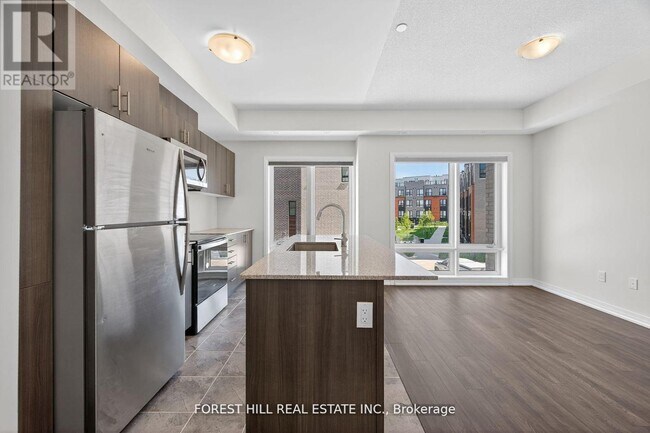 Building Photo - 165 Tapscott Rd