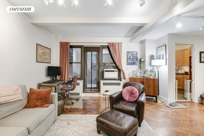 Building Photo - 177 E 77th St