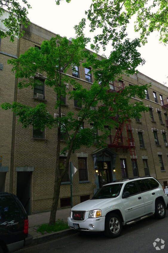 Primary Photo - 2217 19th St