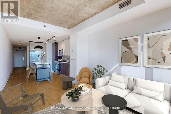 Building Photo - 8 Dovercourt Rd