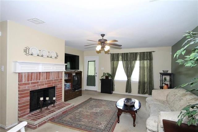 Building Photo - 13042 Barbarosa Dr